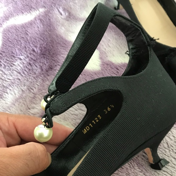 Christian Dior Adiorable Grosgrain Pump - Picture 11 of 16